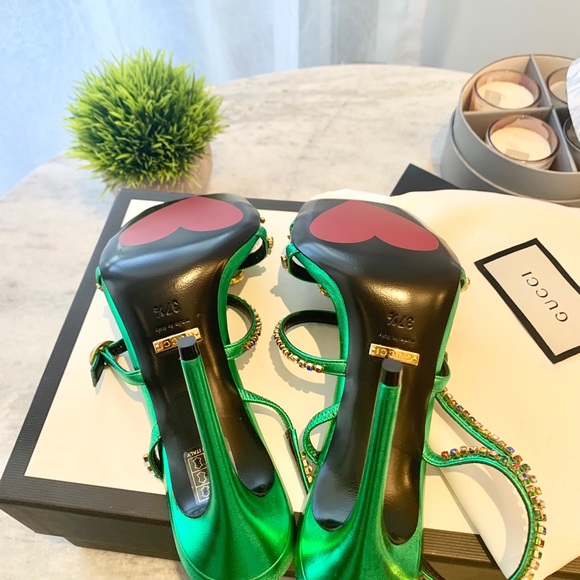 ❌SOLD❌Gucci Carmen Crystal-Embellished Metallic Leather Sandals In Jasmine Green - Picture 7 of 11